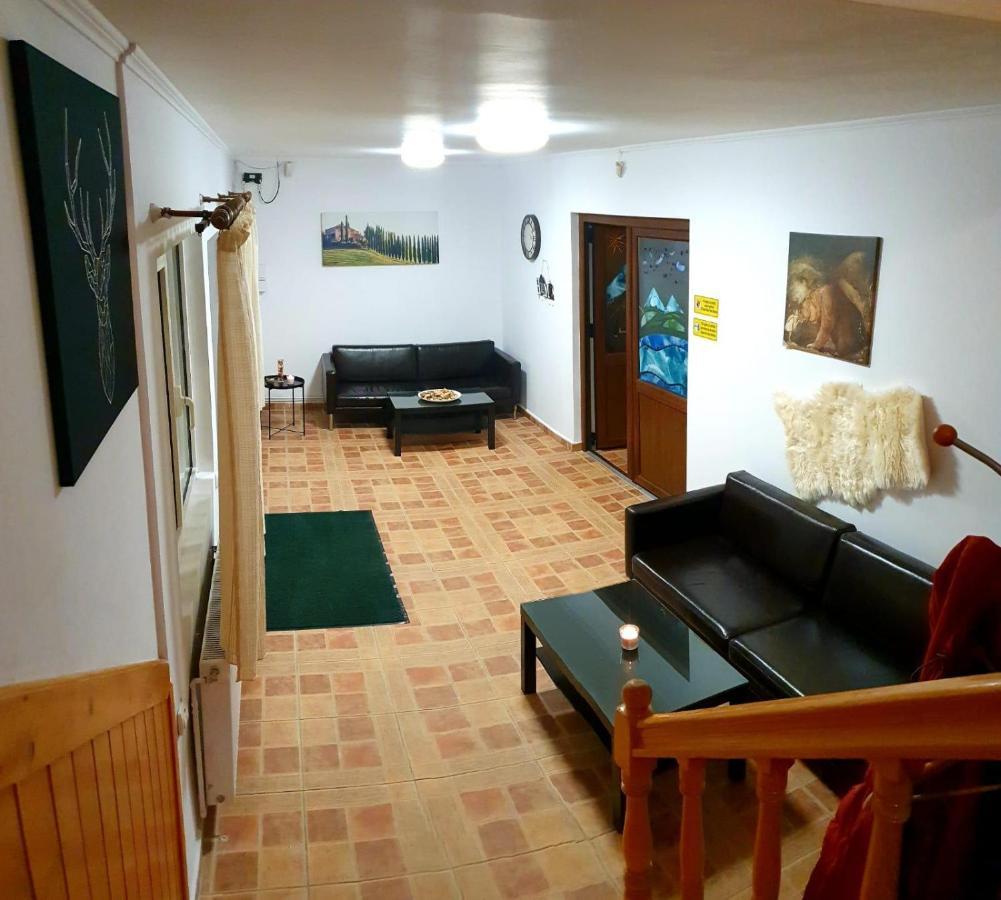 Hotel Pensiunea La Padure Cheia, Prahova Măneciu Exterior foto